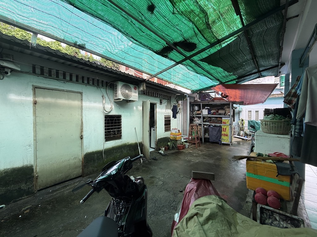2hbj-FE52E2BC-mh9yxntt_37_14